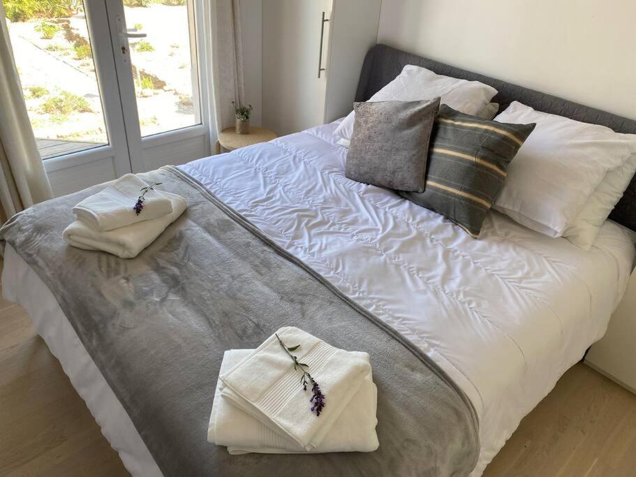 Neuve Romantique Montbrun-des-Corbieres Экстерьер фото